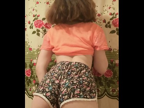 ❤️ Sexy jonge babe dy't har koarte broek op 'e kamera útstrielet ❤️❌ Superporno by ús fy.pornpicslove.ru ❌️❤